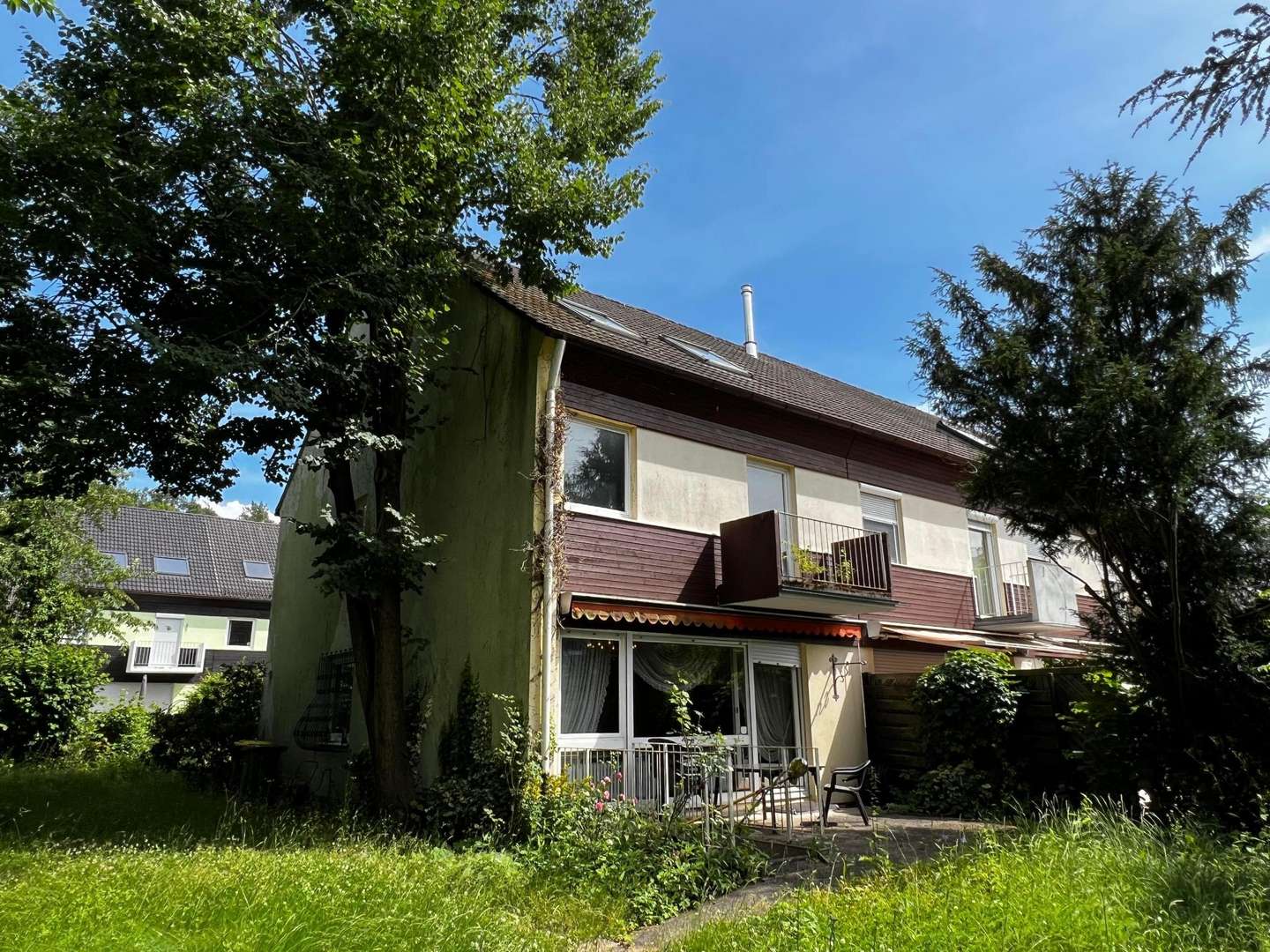 Ansicht - Reiheneckhaus in 90513 Zirndorf mit 150m² kaufen