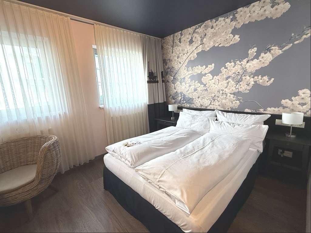 Zimmerblick Zimmerblick - Hotel in 90461 Nürnberg mit 1m² als Kapitalanlage kaufen
