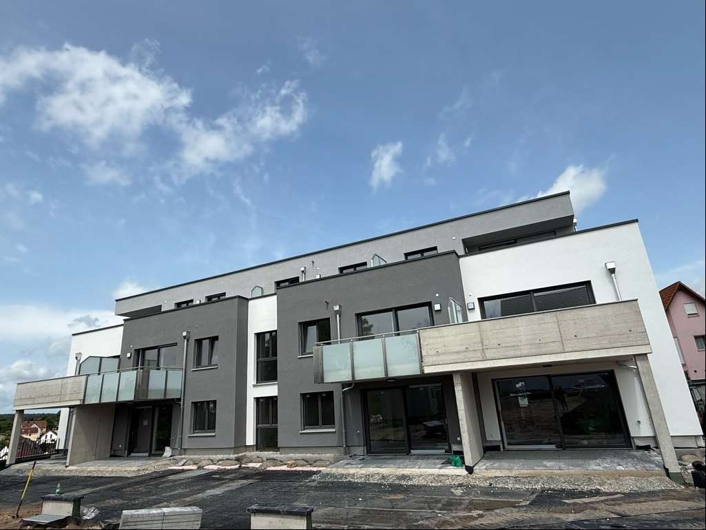Aktueller Bautenstand Rückansicht Haus B - Penthouse-Wohnung in 90574 Roßtal mit 124m² kaufen