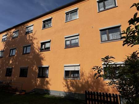 Rückwärtige Ansicht - Etagenwohnung in 91126 Schwabach mit 40m² kaufen