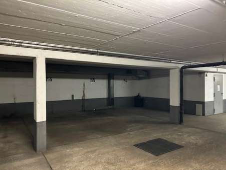Tiefgarage - Tiefgaragenstellplatz in 90765 Fürth mit 0m² als Kapitalanlage kaufen