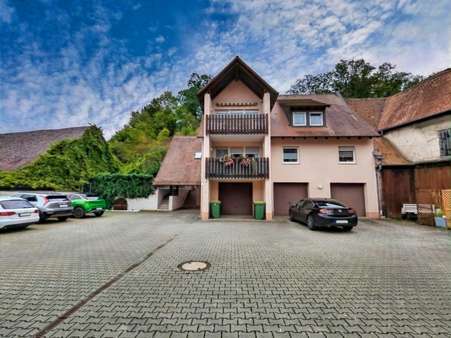 Frontansicht - Zweifamilienhaus in 90574 Roßtal mit 183m² als Kapitalanlage kaufen