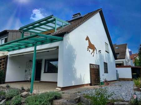 Ansicht Süd-Ost - Doppelhaushälfte in 90556 Cadolzburg mit 103m² kaufen