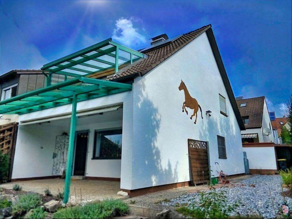 Ansicht Süd-Ost - Doppelhaushälfte in 90556 Cadolzburg mit 103m² kaufen