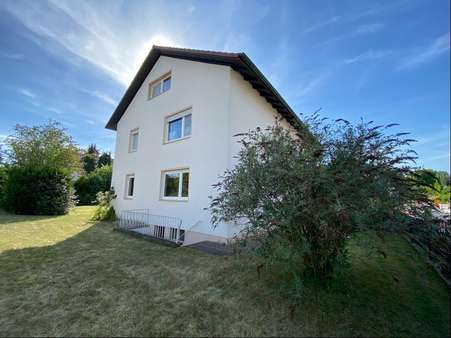 Haus - Ansicht - Osten - Mehrfamilienhaus in 91056 Erlangen mit 246m² kaufen