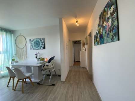 Essecke und Flur - Etagenwohnung in 91438 Bad Windsheim mit 69m² kaufen
