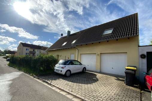 Straßenansicht - Einfamilienhaus in 90619 Trautskirchen mit 204m² kaufen