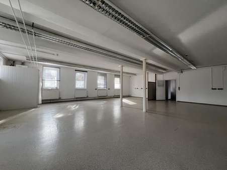 Fertigungsraum Fertigungsraum - Haus in 91056 Erlangen mit 199m² kaufen