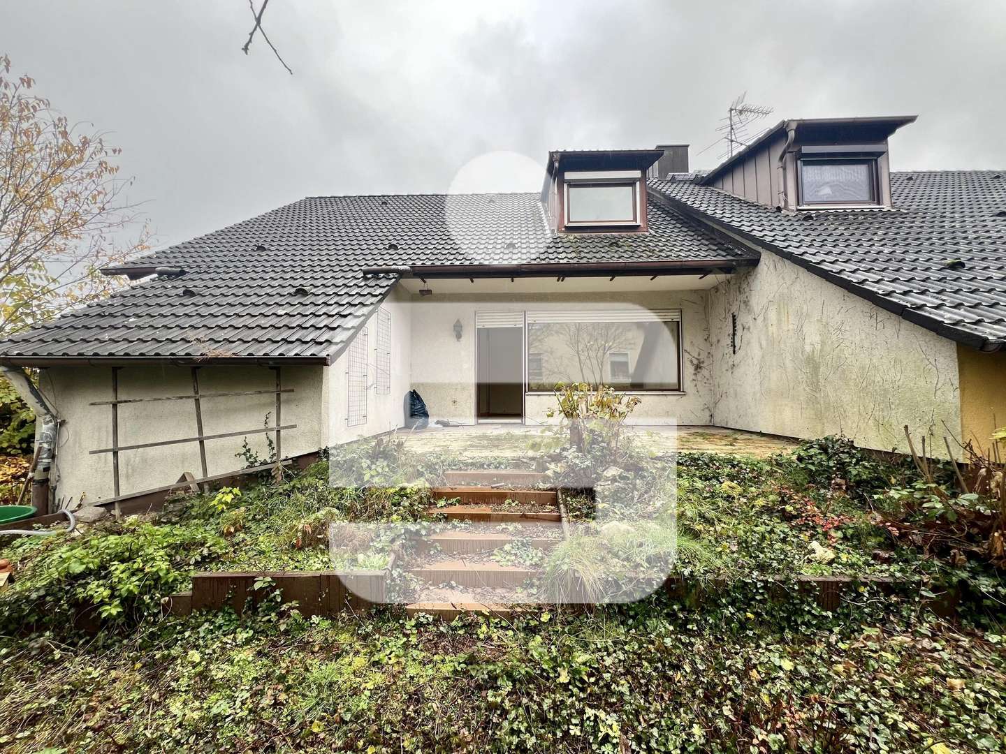 Ansicht - Doppelhaushälfte in 91056 Erlangen mit 114m² kaufen