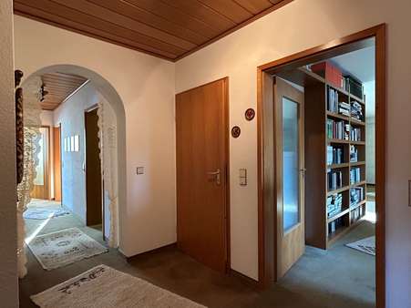 Diele - Einfamilienhaus in 91074 Herzogenaurach mit 140m² kaufen