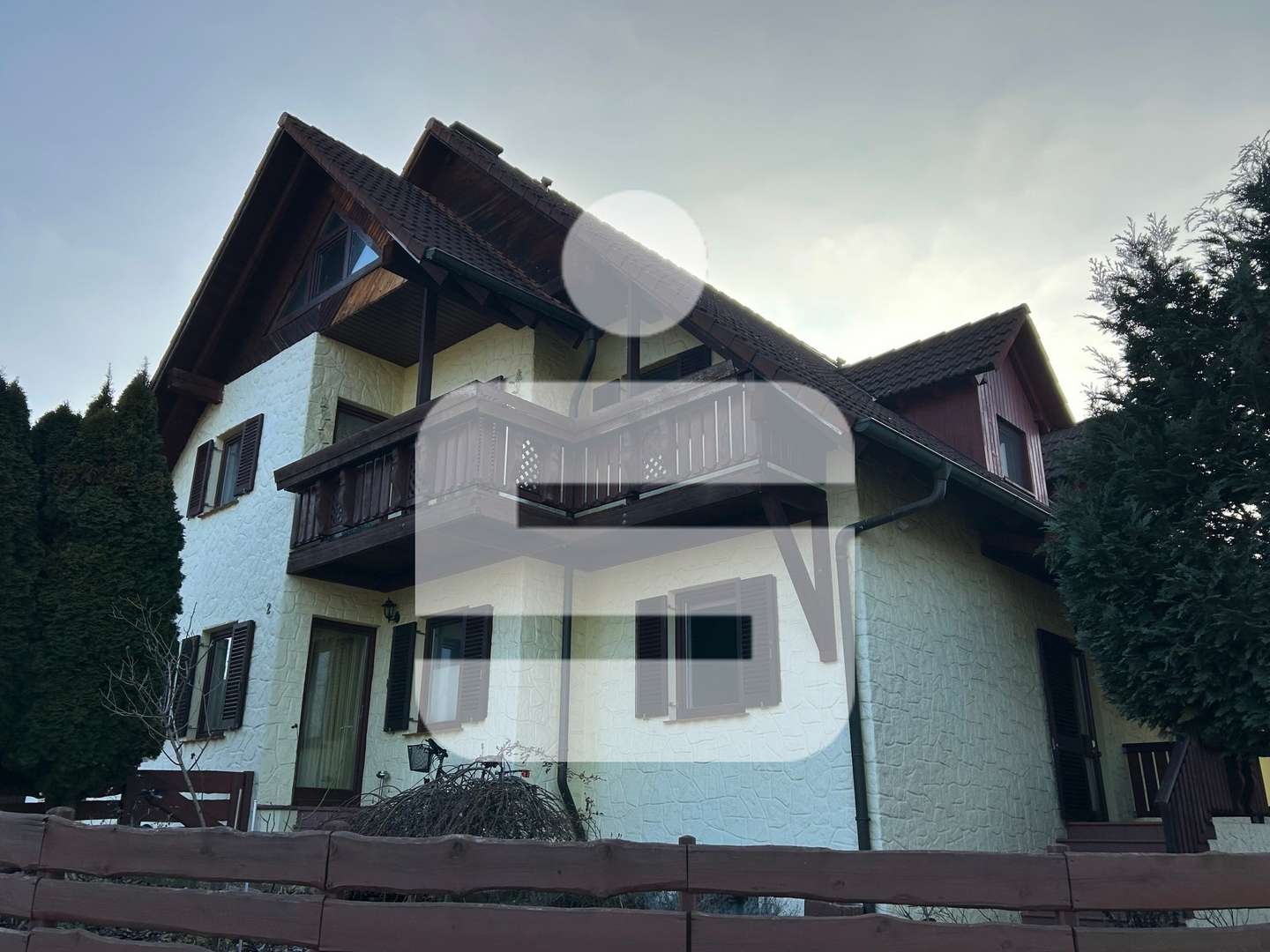 Titelbild - Zweifamilienhaus in 91338 Igensdorf mit 223m² kaufen