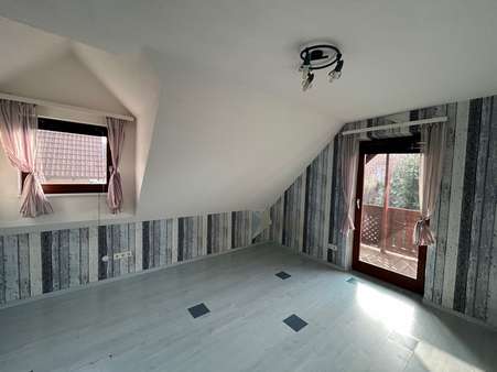 Zimmer 1 im OG - Zweifamilienhaus in 91338 Igensdorf mit 223m² kaufen