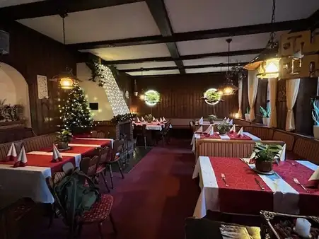 ...Innenstadtnah mit Erweiterungspotential...MFH (aufgeteilt) in Nürnberg - Leonhard