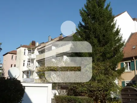 4-Zi.-ETW in Erlangen - zentrumsnah...kurze Wege in die Innenstadt