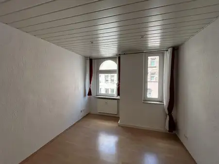 toll geschnittene Wohnung im 1. Stock...2,5-Zi.-Eigentumswohnung in Nürnberg-St. Johannis