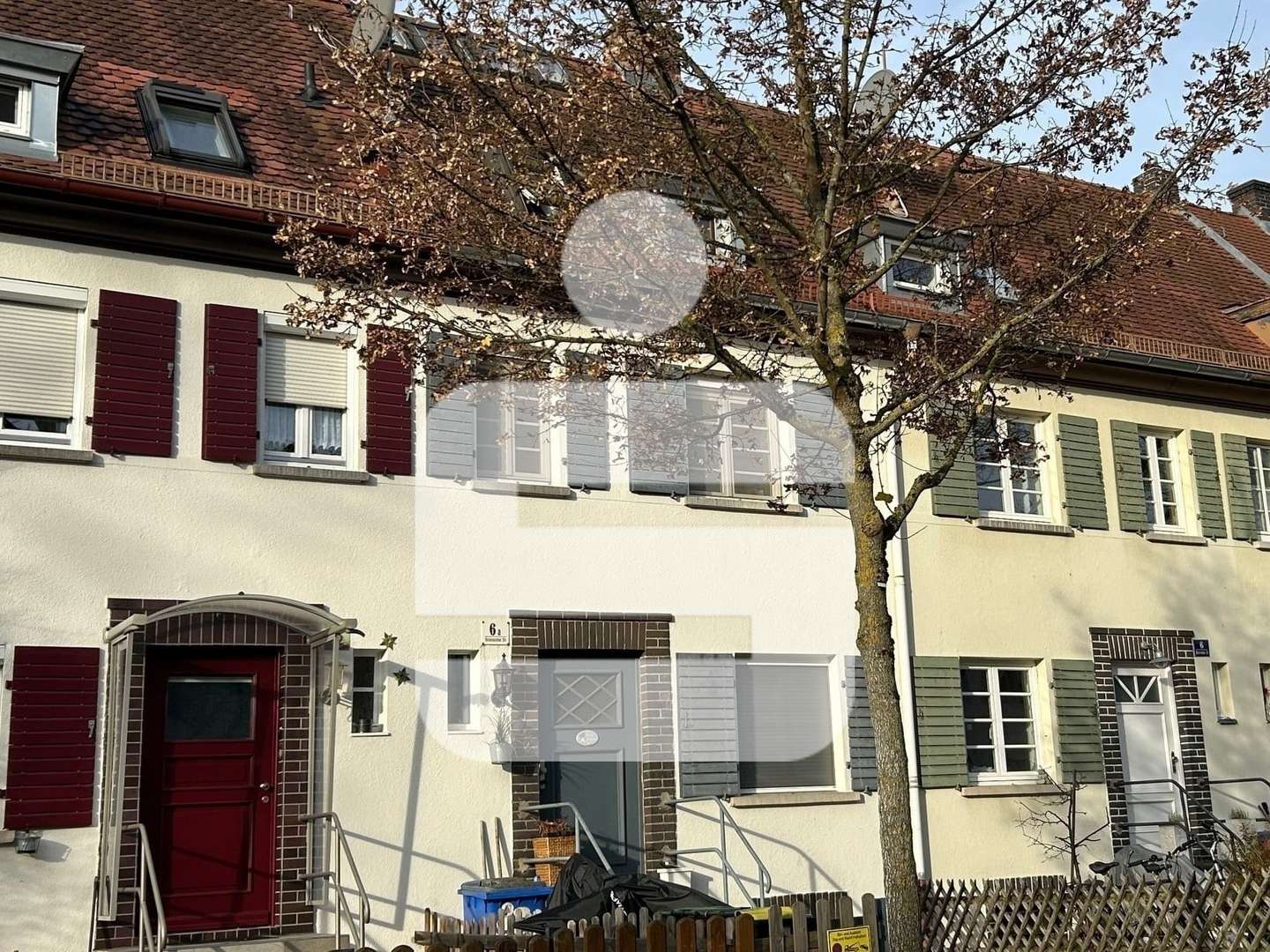 Deckblatt Deckblatt - Reihenmittelhaus in 91052 Erlangen mit 110m² kaufen