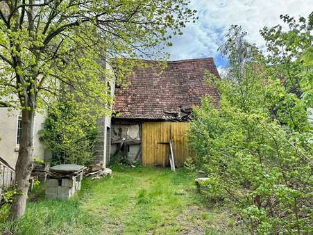 Hofraum mit Scheunengebäude - Einfamilienhaus in 91462 Dachsbach mit 160m² kaufen