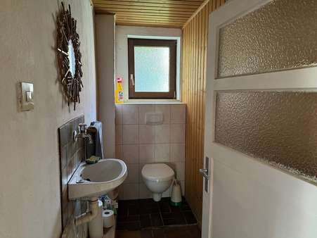 Gäste-WC - Einfamilienhaus in 91475 Lonnerstadt mit 115m² kaufen