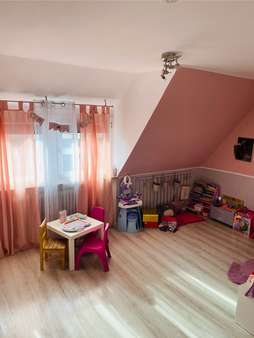 Kinderzimmer 2 - Einfamilienhaus in 91056 Erlangen mit 195m² kaufen