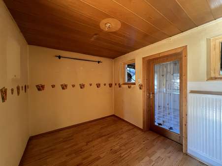 Durchgangszimmer im EG - Doppelhaushälfte in 91058 Erlangen mit 105m² kaufen