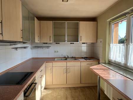 Küche im EG - Doppelhaushälfte in 91058 Erlangen mit 105m² kaufen