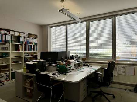 Büro 2 - Büro in 96132 Schlüsselfeld mit 464m² kaufen