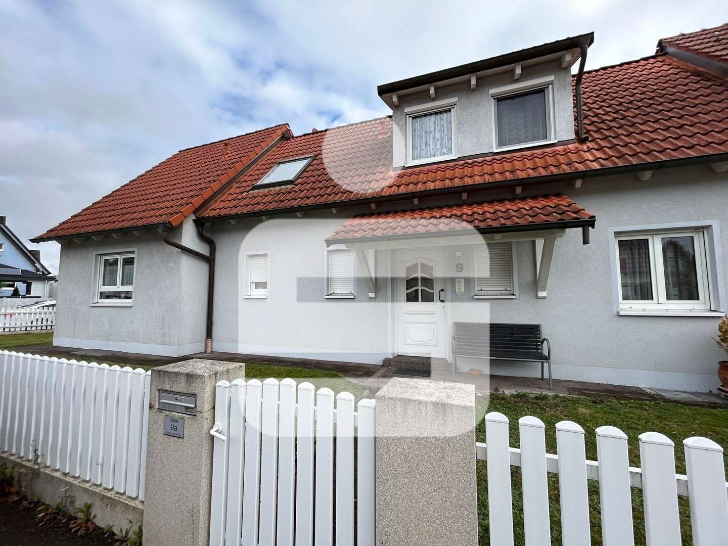Titelbild - Einfamilienhaus in 91058 Erlangen mit 139m² kaufen
