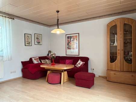 Wohnbereich im EG - Einfamilienhaus in 91058 Erlangen mit 139m² kaufen