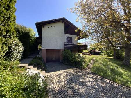 Eingang/Zufahrt Garage - Einfamilienhaus in 91349 Egloffstein mit 80m² kaufen