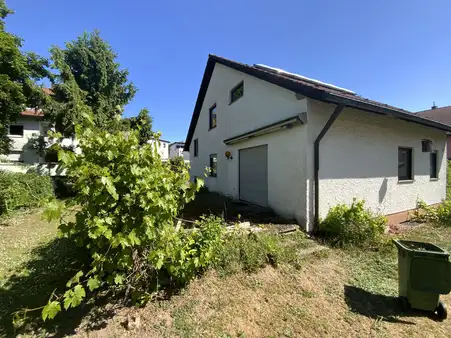 Haus für die Familie sucht Anschluss....