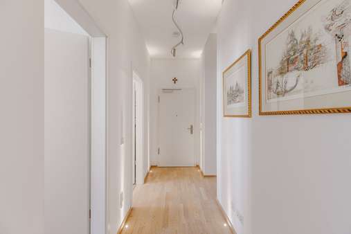 Flur - Etagenwohnung in 91301 Forchheim mit 102m² mieten