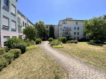 Außenanlage I Außenanlage I - Erdgeschosswohnung in 91301 Forchheim mit 56m² kaufen