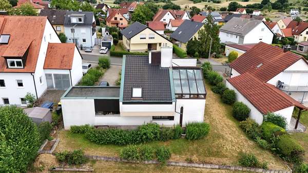 Hausansicht - Einfamilienhaus in 91356 Kirchehrenbach mit 155m² kaufen