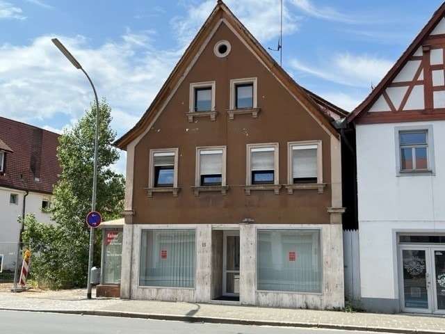 Ansicht Ost - Mehrfamilienhaus in 91301 Forchheim mit 148m² kaufen