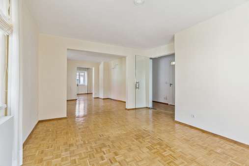 Wohnzimmer-Esszimmer - Stadthaus in 91301 Forchheim mit 198m² kaufen