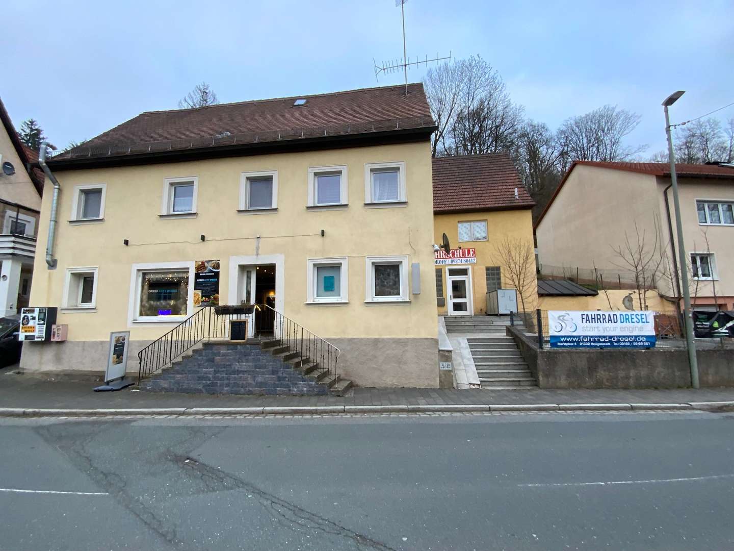 Hausansicht - Mehrfamilienhaus in 91332 Heiligenstadt mit 157m² kaufen