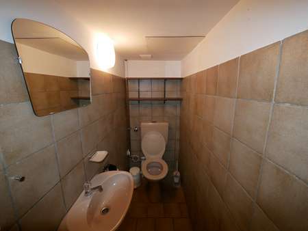 WC WC - Ladenlokal in 91301 Forchheim mit 42m² mieten