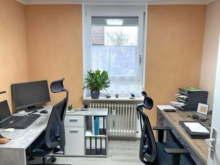 Büro - Etagenwohnung in 90530 Wendelstein mit 80m² kaufen