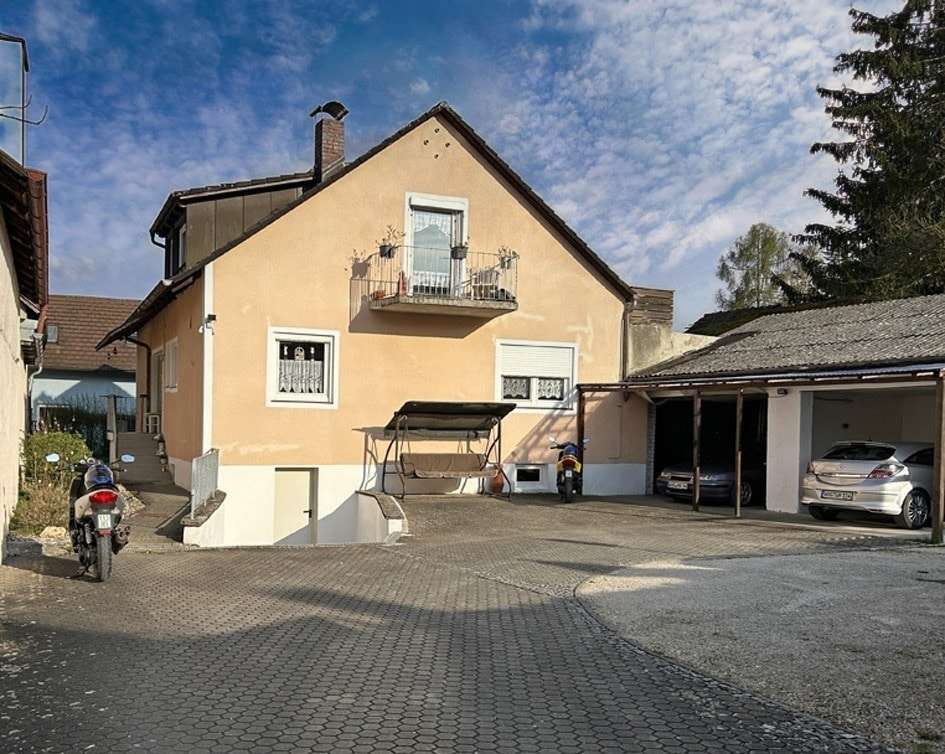 Außenansicht Außenansicht - Zweifamilienhaus in 91757 Treuchtlingen mit 130m² kaufen