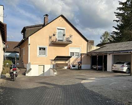 Außenansicht Außenansicht - Zweifamilienhaus in 91757 Treuchtlingen mit 130m² kaufen