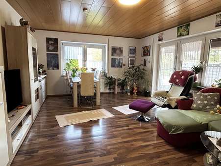 Wohnzimmer Erdgeschoss Wohnzimmer Erdgeschoss - Zweifamilienhaus in 91757 Treuchtlingen mit 130m² kaufen