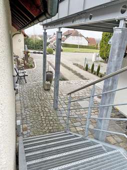Außentreppe - Dachgeschosswohnung in 91792 Ellingen mit 78m² mieten