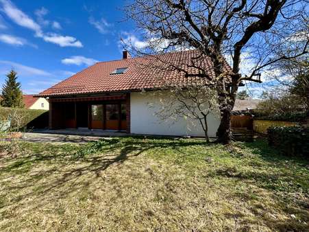 Gepflegter, großer Garten - Einfamilienhaus in 91126 Schwabach mit 152m² kaufen