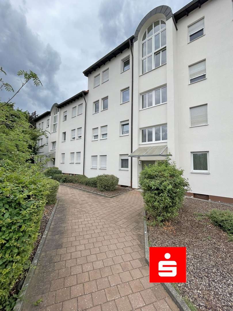 Außenansicht Außenansicht - Etagenwohnung in 91154 Roth mit 75m² kaufen
