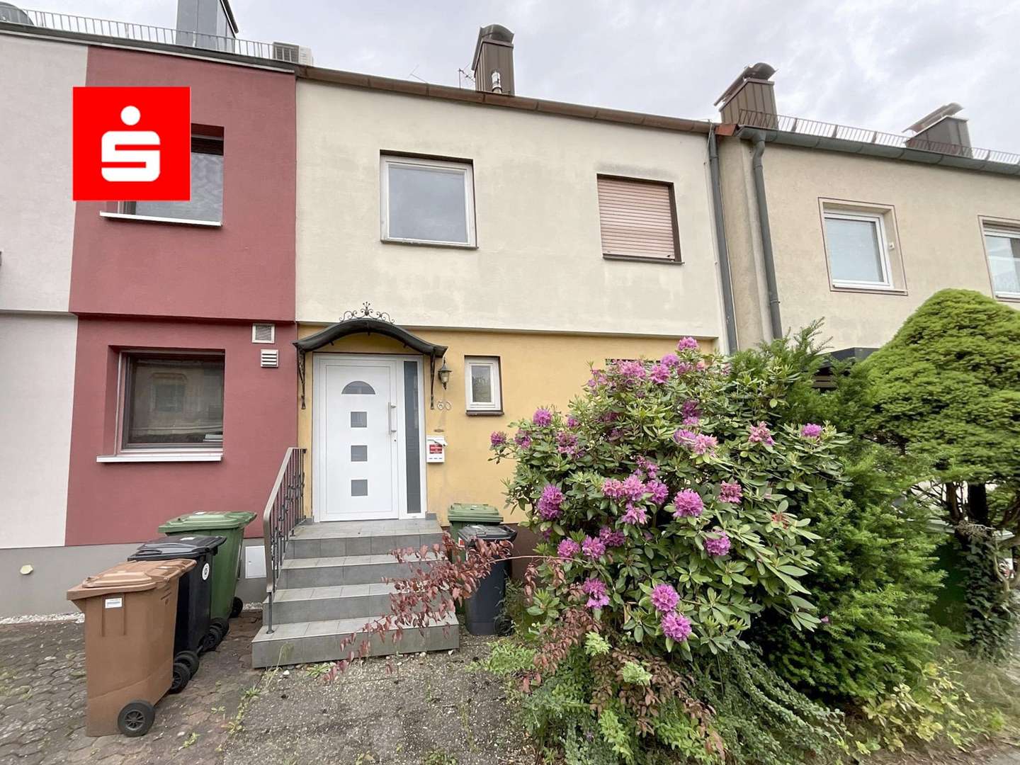 Außenansicht Außenansicht - Reihenmittelhaus in 90596 Schwanstetten mit 116m² kaufen