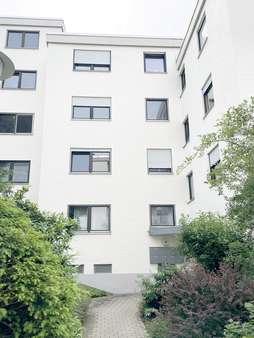 Außenansicht Eingangsbereich - Etagenwohnung in 91781 Weißenburg mit 78m² kaufen