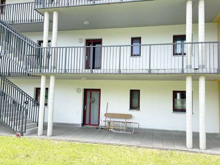 Außenansicht Ost Außenansicht Ost - Etagenwohnung in 91792 Ellingen mit 62m² kaufen