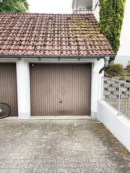 Garage Garage - Dachgeschosswohnung in 91738 Pfofeld mit 75m² kaufen