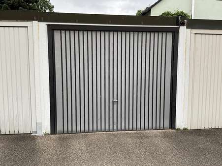 Garage Garage - Reihenmittelhaus in 91126 Schwabach mit 152m² kaufen