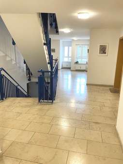 Treppenhaus Treppenhaus - Etagenwohnung in 91757 Treuchtlingen mit 45m² kaufen